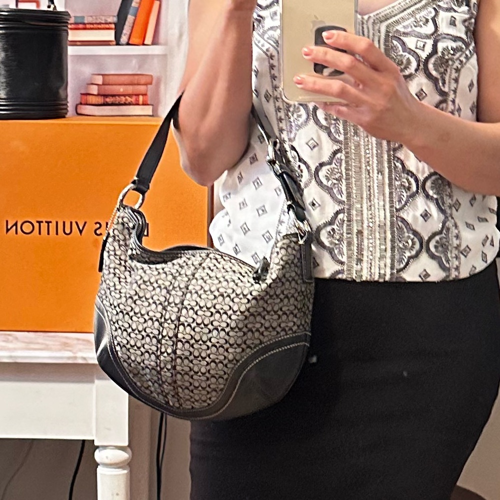 Coach White shoulder bag